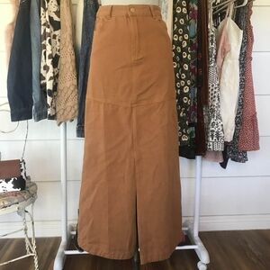 White Closet NWOT Latte Tone Maxi Skirt Womens Size 6
